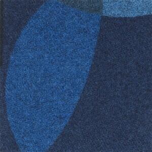 Interface Graduate / Needle felt / 50 cm x 50 cm / Blue