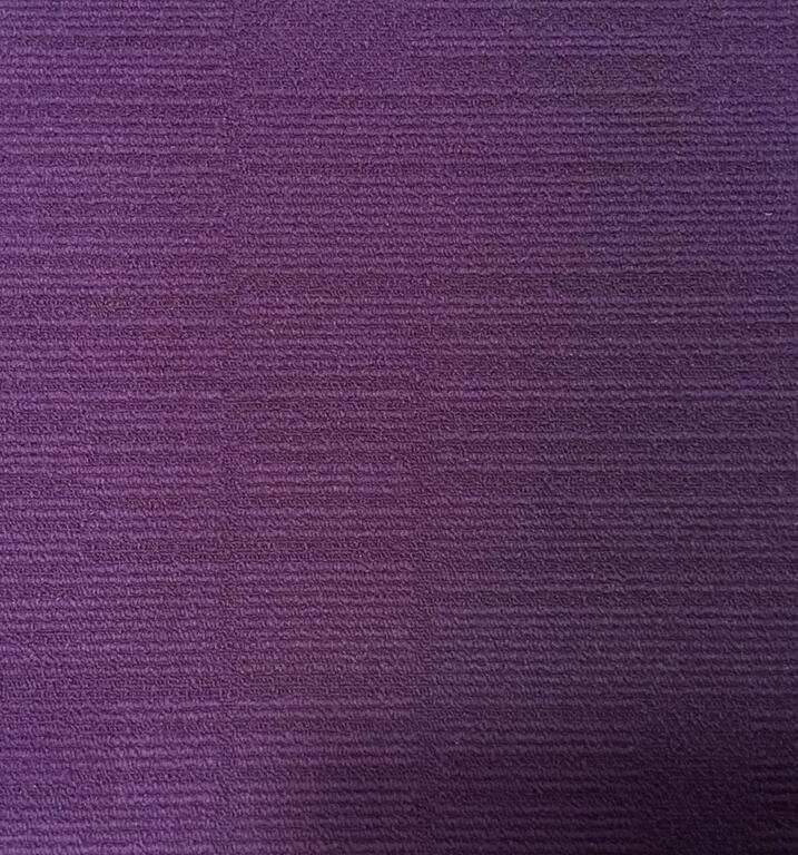 Interface Key Features / Bouclé / 50 cm x 50 cm / Purple