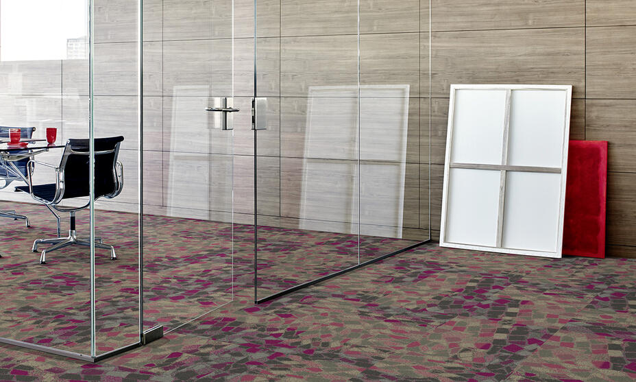 Purple carpet tiles / 